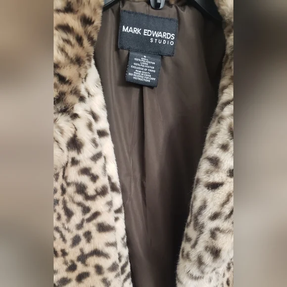 Leopard Print Faux Fur Coat. Size S NWT. - Picture 4 of 4